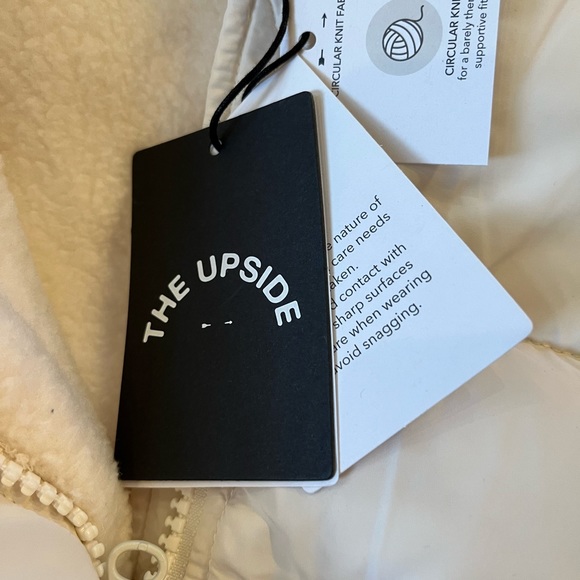 SALE!!! Brand new with tags The Upside Chalet Oslo Puffer Gilet vest - Picture 8 of 12